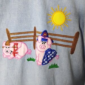 Vintage Plus 24W Pig, Farm Embroidered Button Shirt — Separate Issue Woman